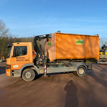 Tankstelle Schwarz 15 m³ Abrollcontainer