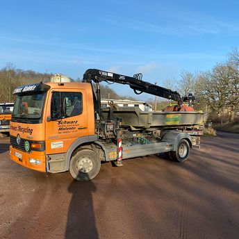 Tankstelle Schwarz 5 m³ Abrollcontainer